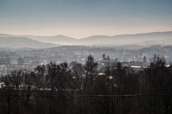 Widok z Góry Cmentarnej przy ul. Janusza Korczaka.