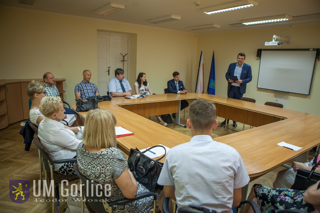 Burmistrz powierzył stanowiska dyrektorom Miejskich Zespołów Szkół