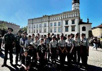 Harcerze z Gorlic na Inauguracji roku harcerskiego w Krakowie