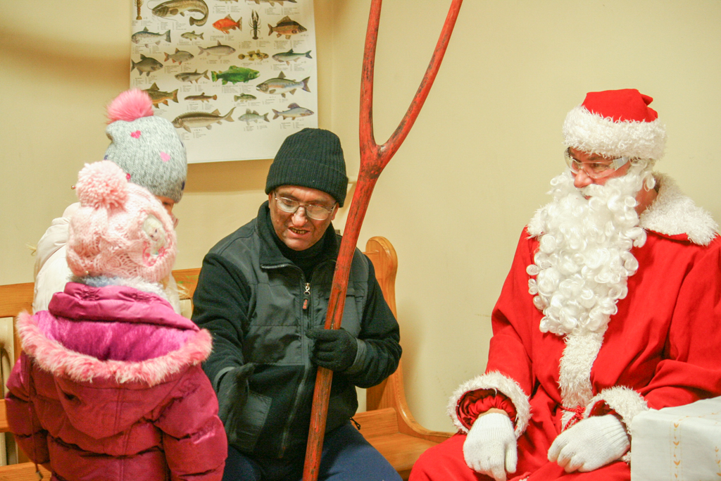 Mikołaj spotkał się z dziećmi na Osiedlu Chopina