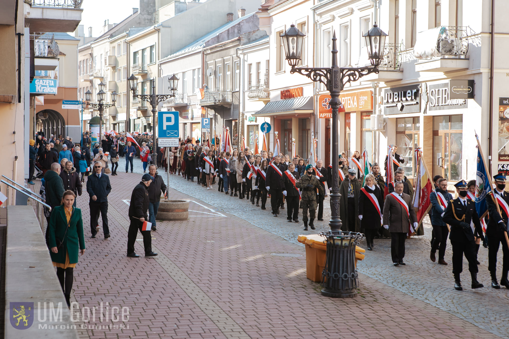 Przemarsz ulicą 3 Maja w Narodowe Święto Niepodległości