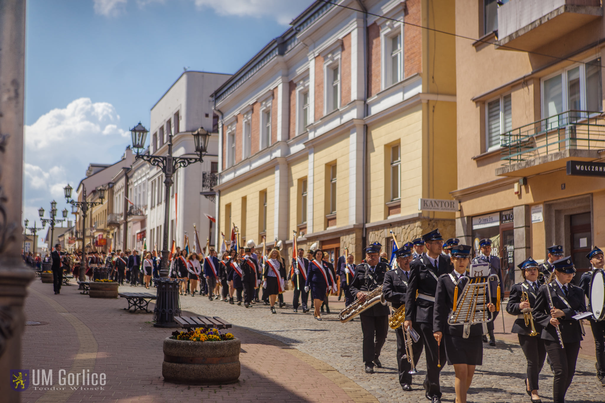 Przemarsz pod Pomnik Niepodległości - Święto Konstuytucji 3 Maja 2022