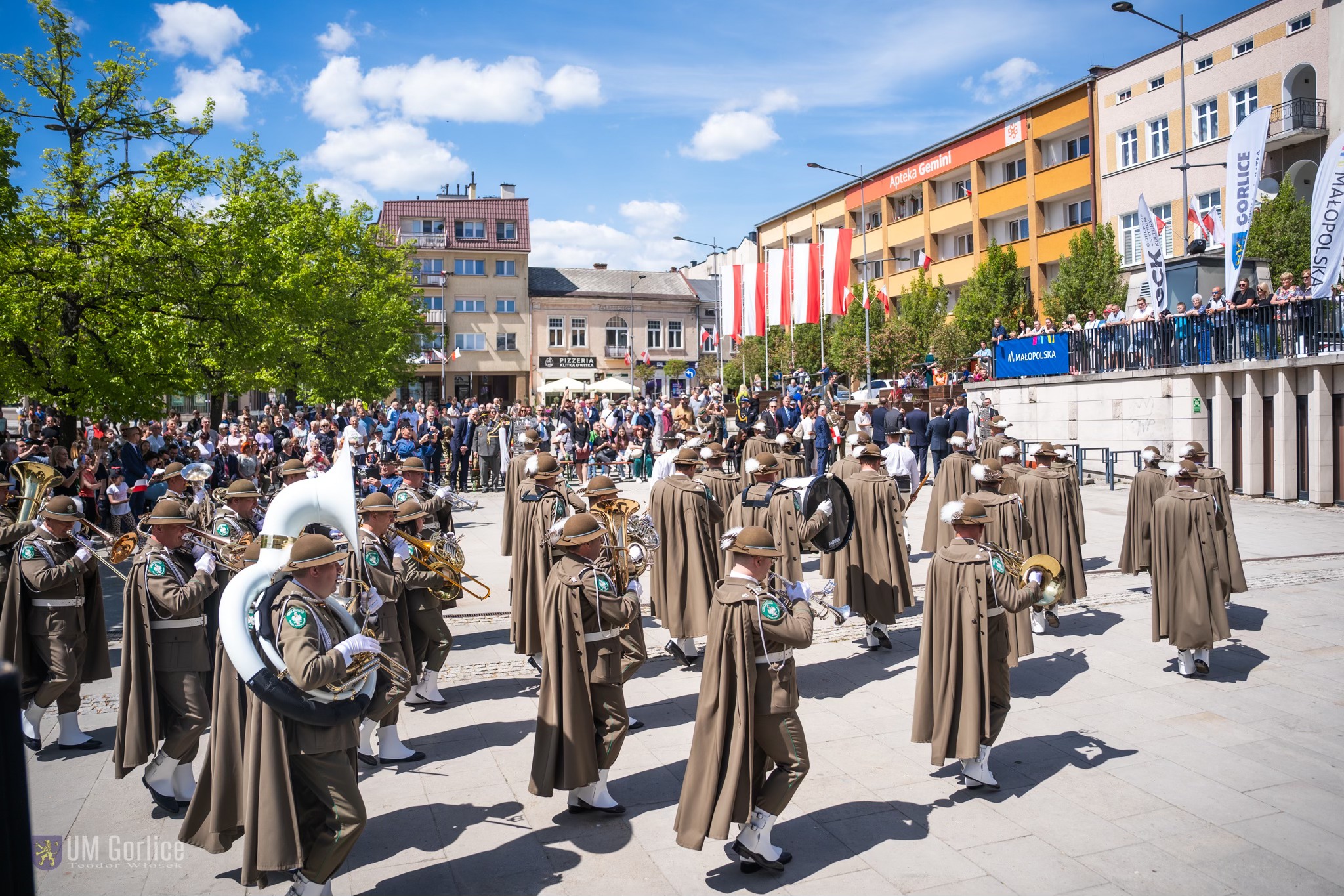 musztra paradna na gorlickim Rynku