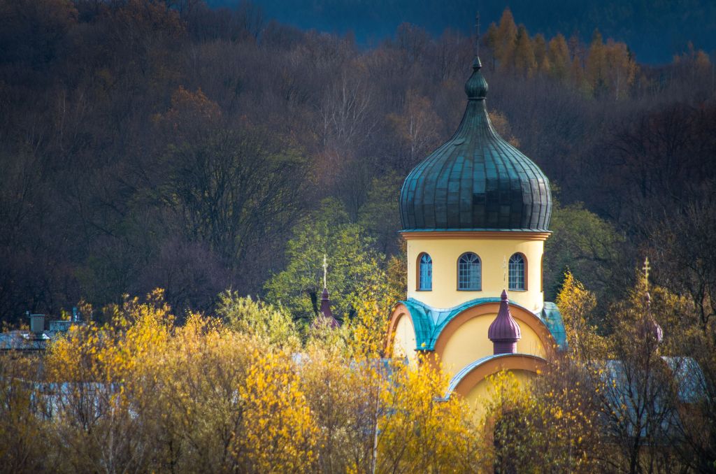 Widok na Muzeum w Centrum Diecezjalnym przy cerkwi prawosławnej p.w. św. Trójcy.