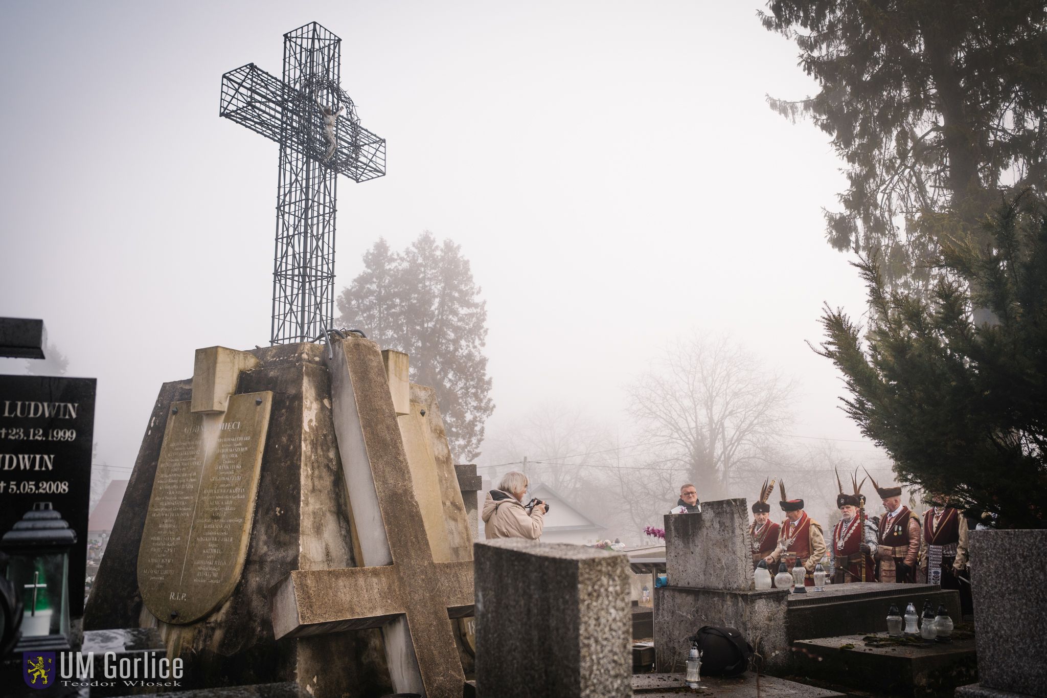 Krzyż powstańców.