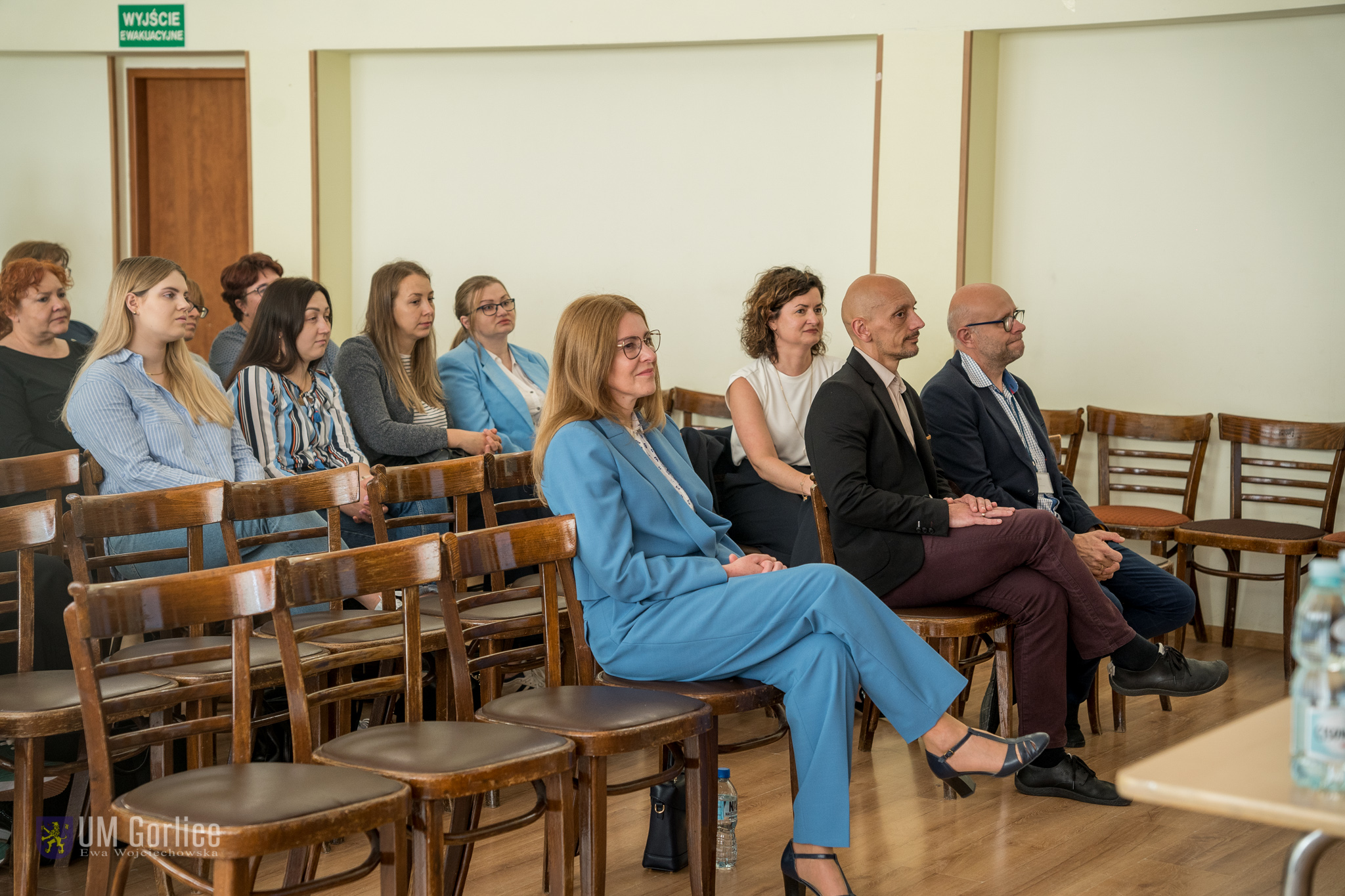 Słuchacze konferencji.