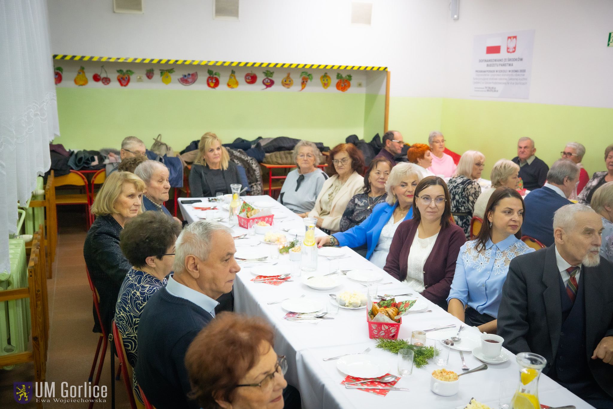 Goście podczas spotkania opłatkowego.