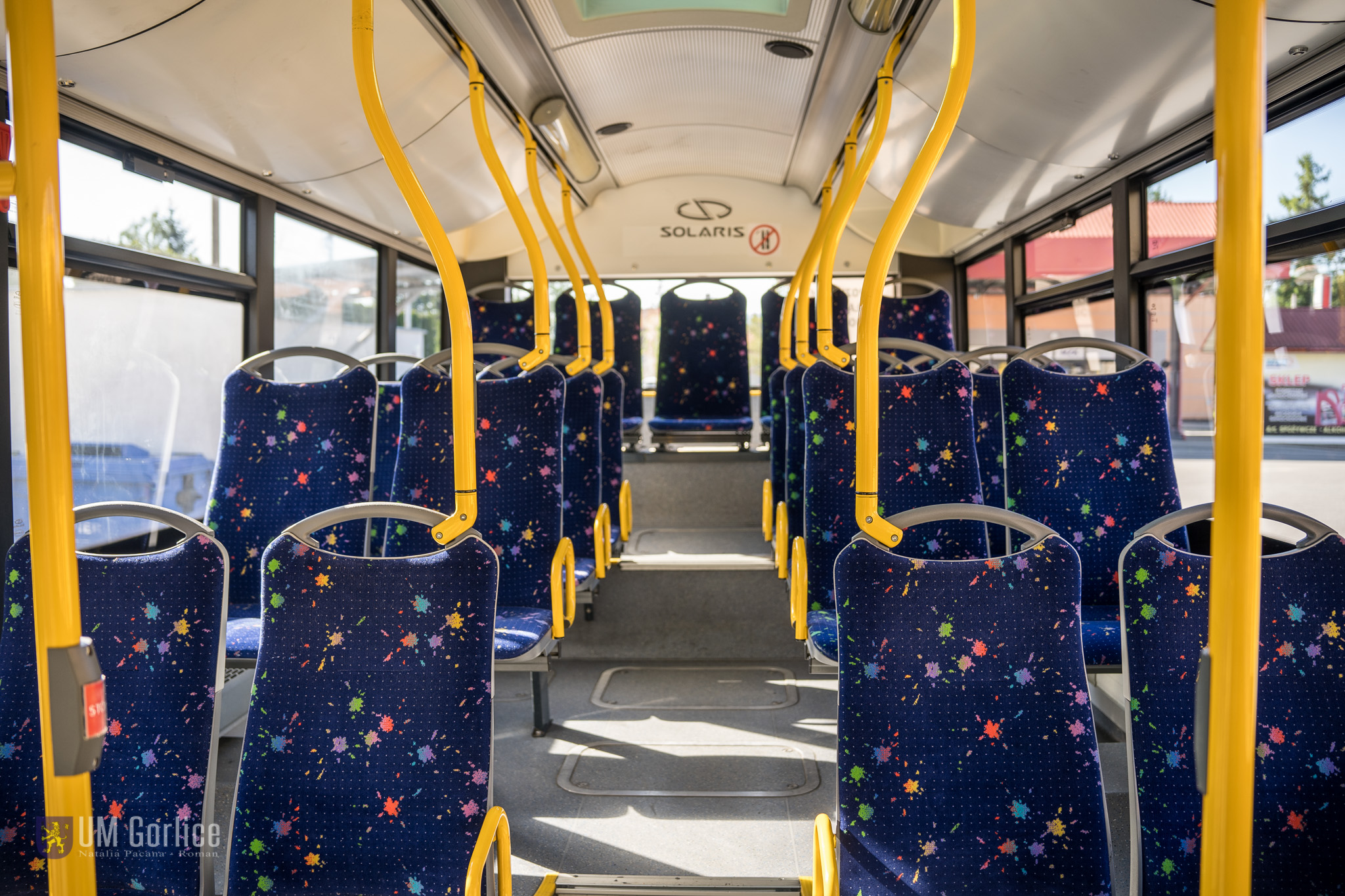 wnętrze nowego autobusu MZK