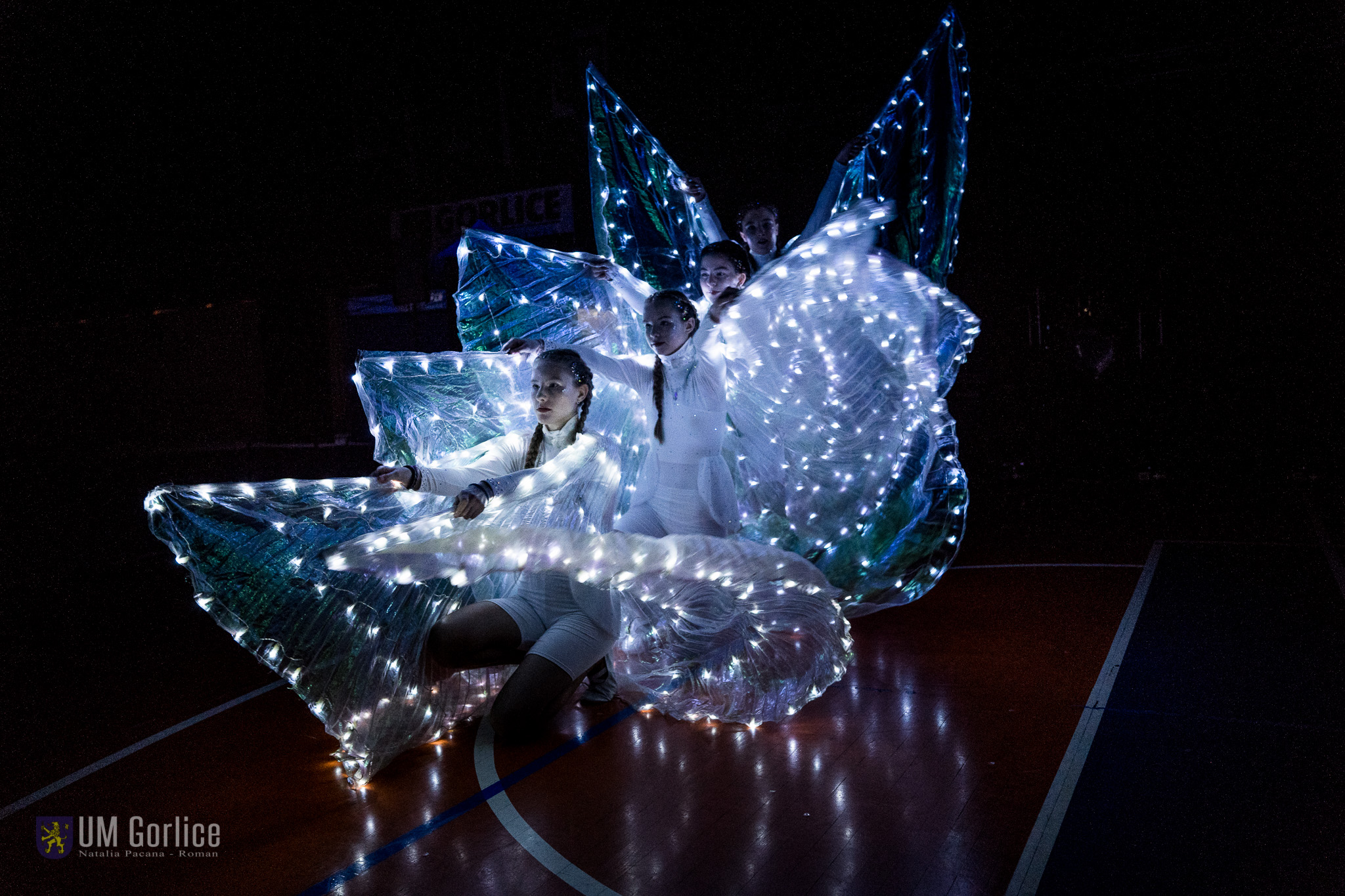 LED Show w wykonaniu Teatru Ekspermantalnego ERGO podczas 31. Finału WOŚP w Gorlicach