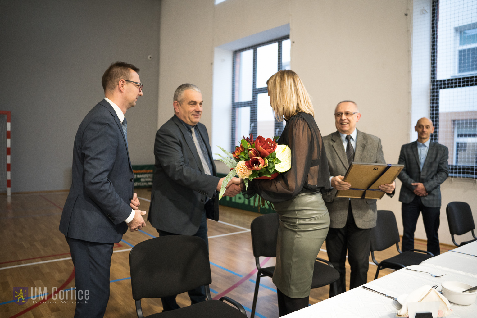 Składanie życzeń podczas wydarzenia