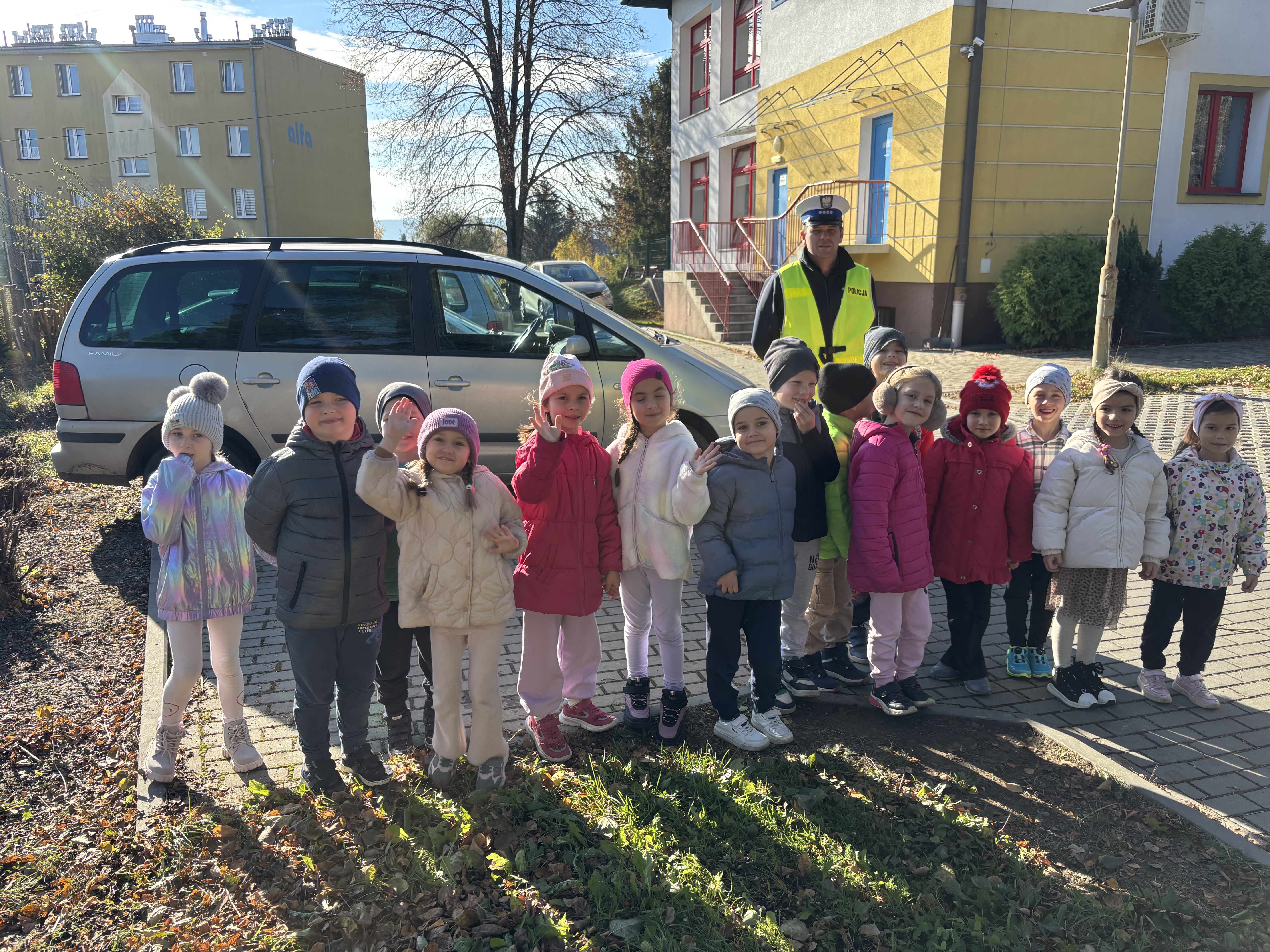 Przedszkolaki z Miejskiego Przedszkola nr 5 podczas akcji w ramach "No Promil - No Problem"