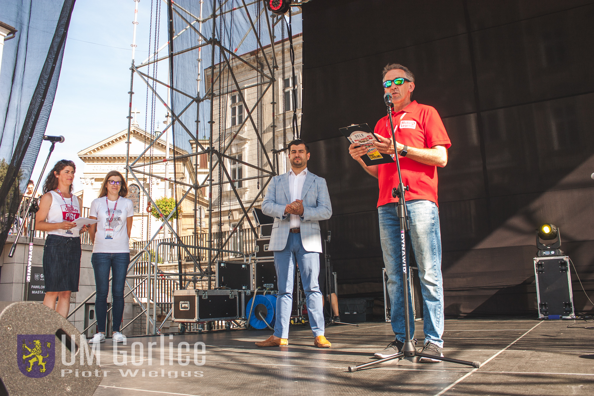 Zastępca Burmistrza na scenie podczas zlotu