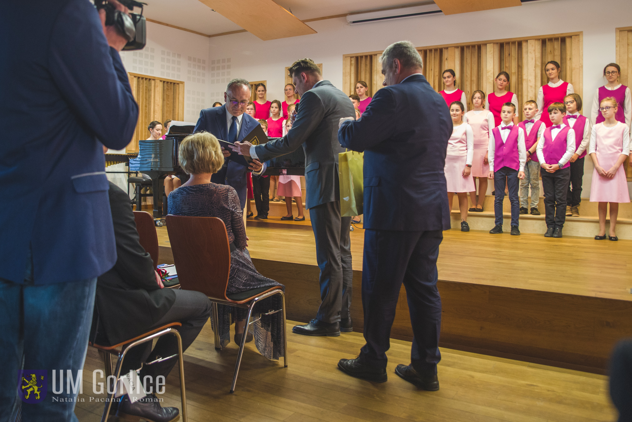 Gratulacje i przemówienia Gości - Burmistrz Rafał Kukla