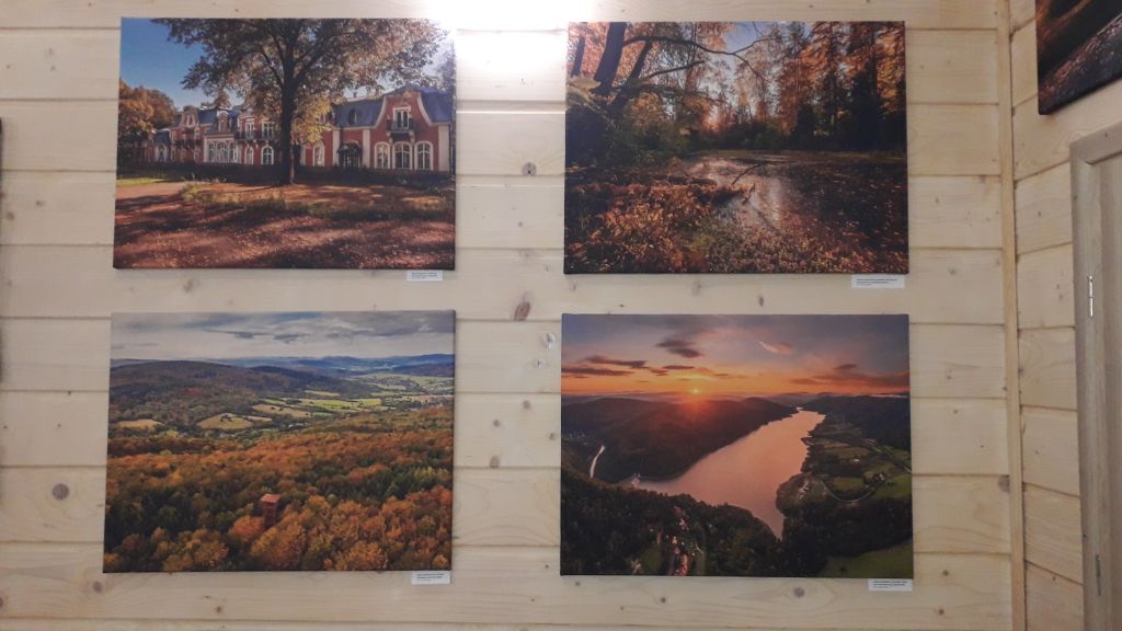 Wystawa fotografii w Centrum Turystycznym w Wysowej.