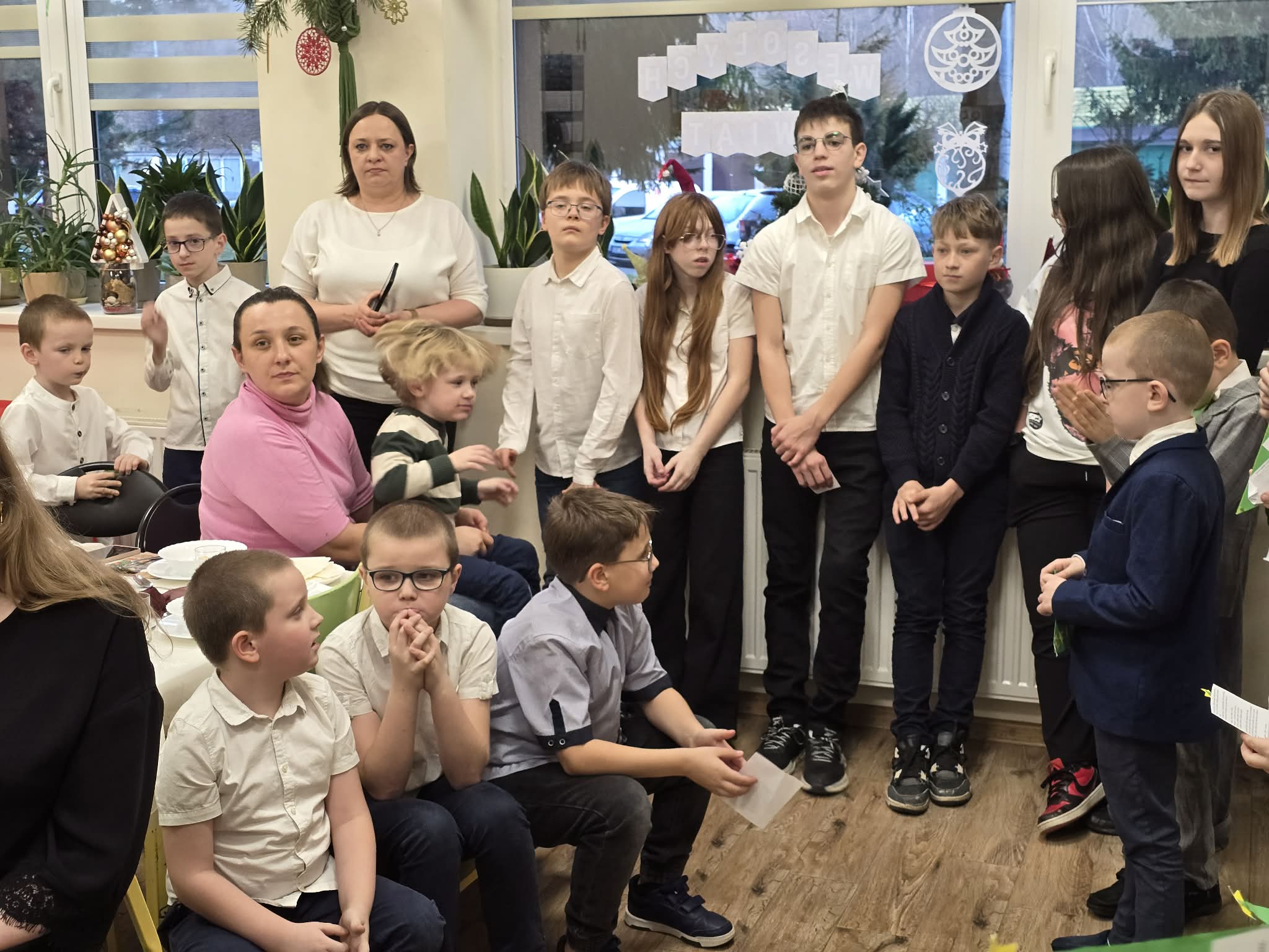 Uczestnicy spotkania wigilijnego w TPD.