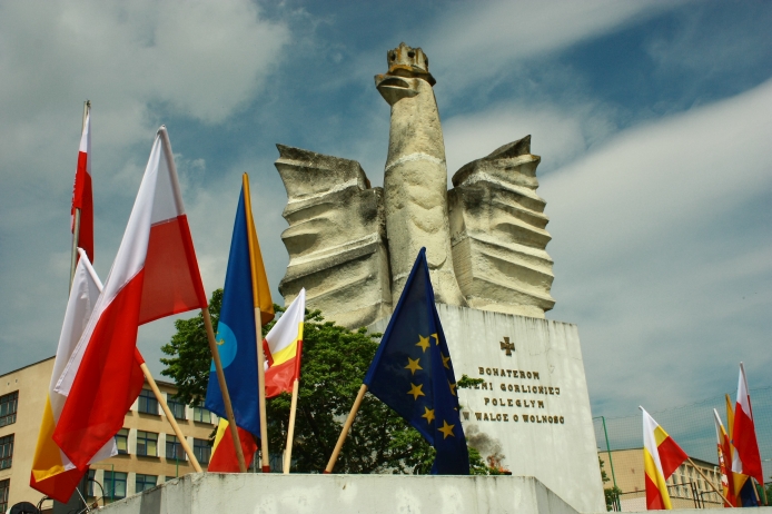 Widok na Pomnik Bohaterów Ziemi Gorlickiej.