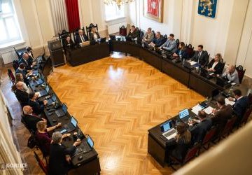 Burmistrz Rafał Kukla z wotum zaufania i absolutorium za rok 2025!