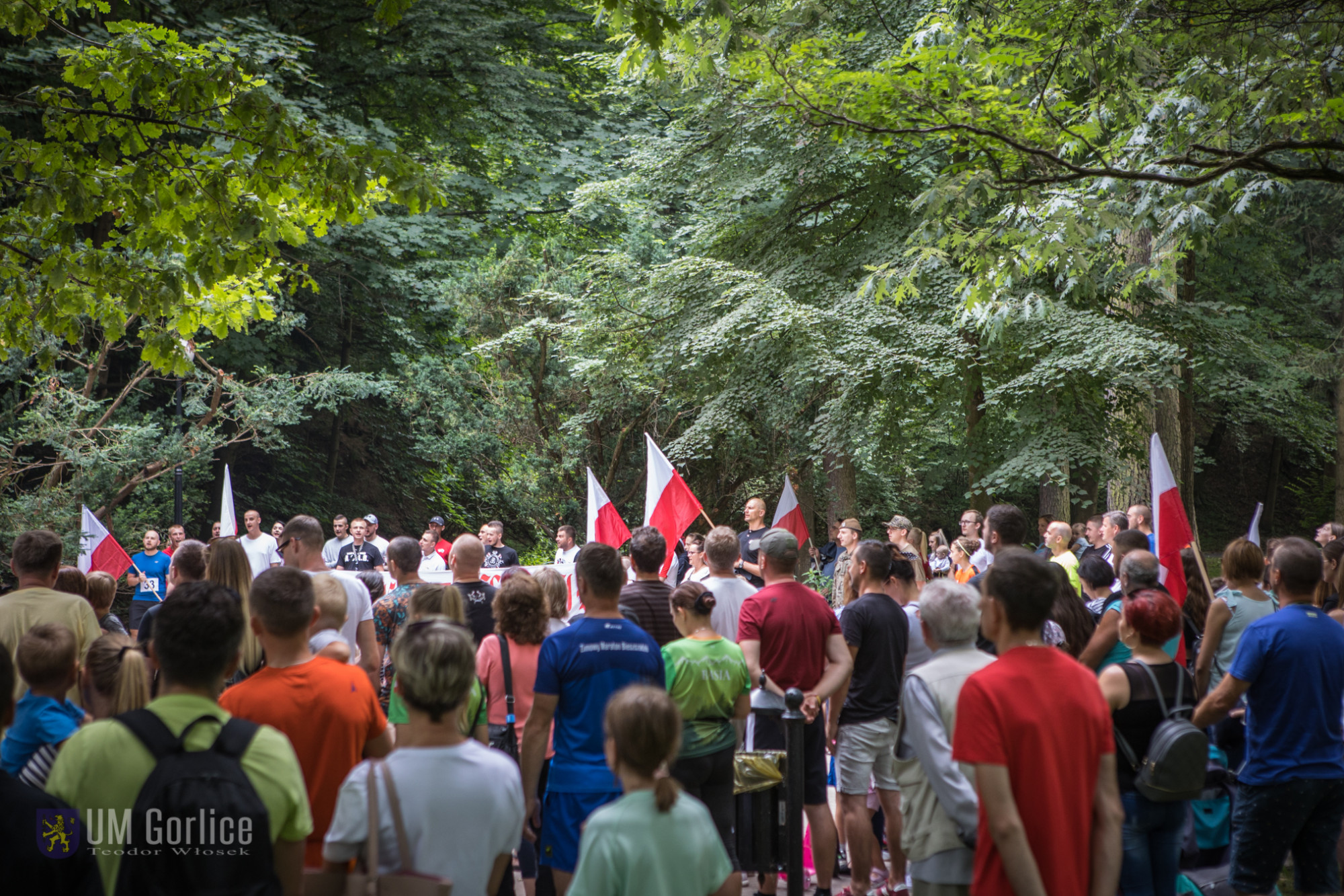 Pobiegli w hołdzie Powstańcom