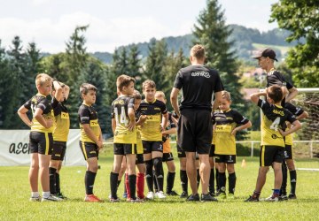 Druzyna piłkarska Akademi Piłkarskiej Aserekteam