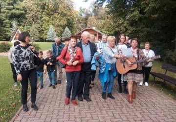 Uczestnicy wycieczki do Dębowca.