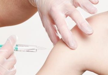 Ruszyła rejestracja na szczepienia trzecią dawką przeciwko COVID-19