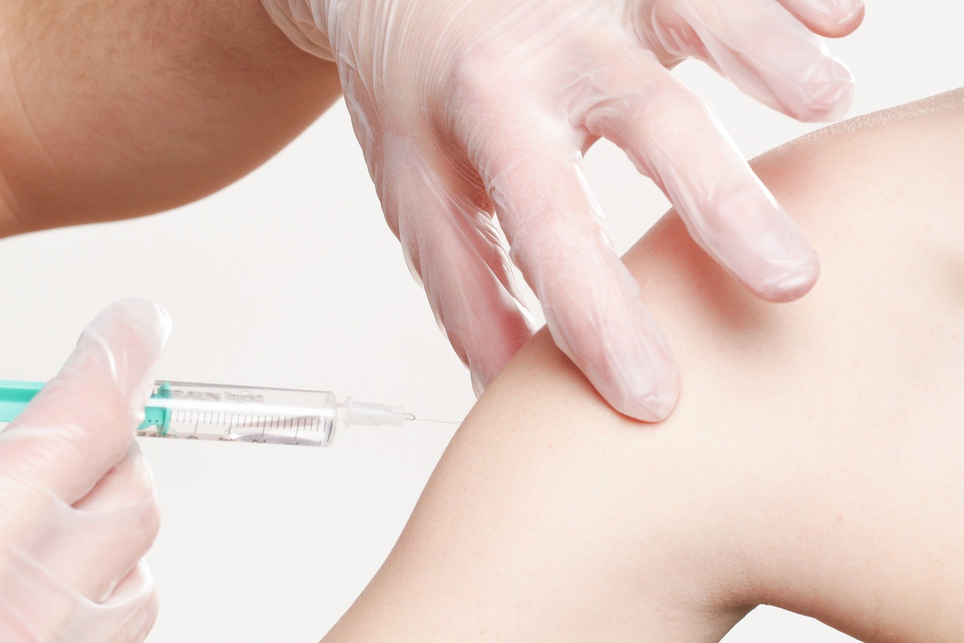 Ruszyła rejestracja na szczepienia trzecią dawką przeciwko COVID-19