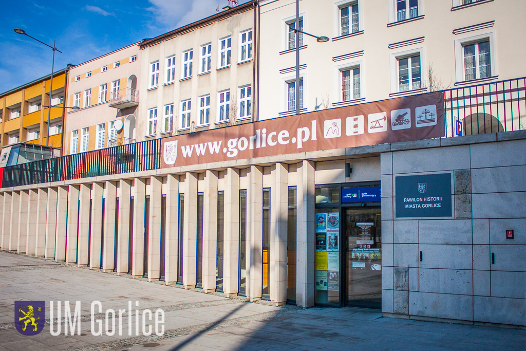 Pawilon Historii Miasta Gorlice - widok na fasadę.