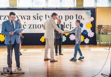 Miejskie zakończenie roku szkolnego - nagrody dla wybitnych uczniów!
