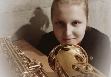 Nadia Dusza z saksofonem