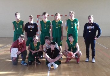 Koszykarze Gimnazjum nr 1 Mistrzami Rejonu