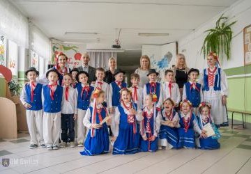 „Wielkanocne obyczaje” w wykonaniu uczniów Miejskiego Zespołu Szkół nr 5