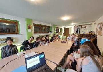 Młodzież z parafii w Gorlicach – Gliniku podsumowała zadanie publiczne „Chrońmy młodość”