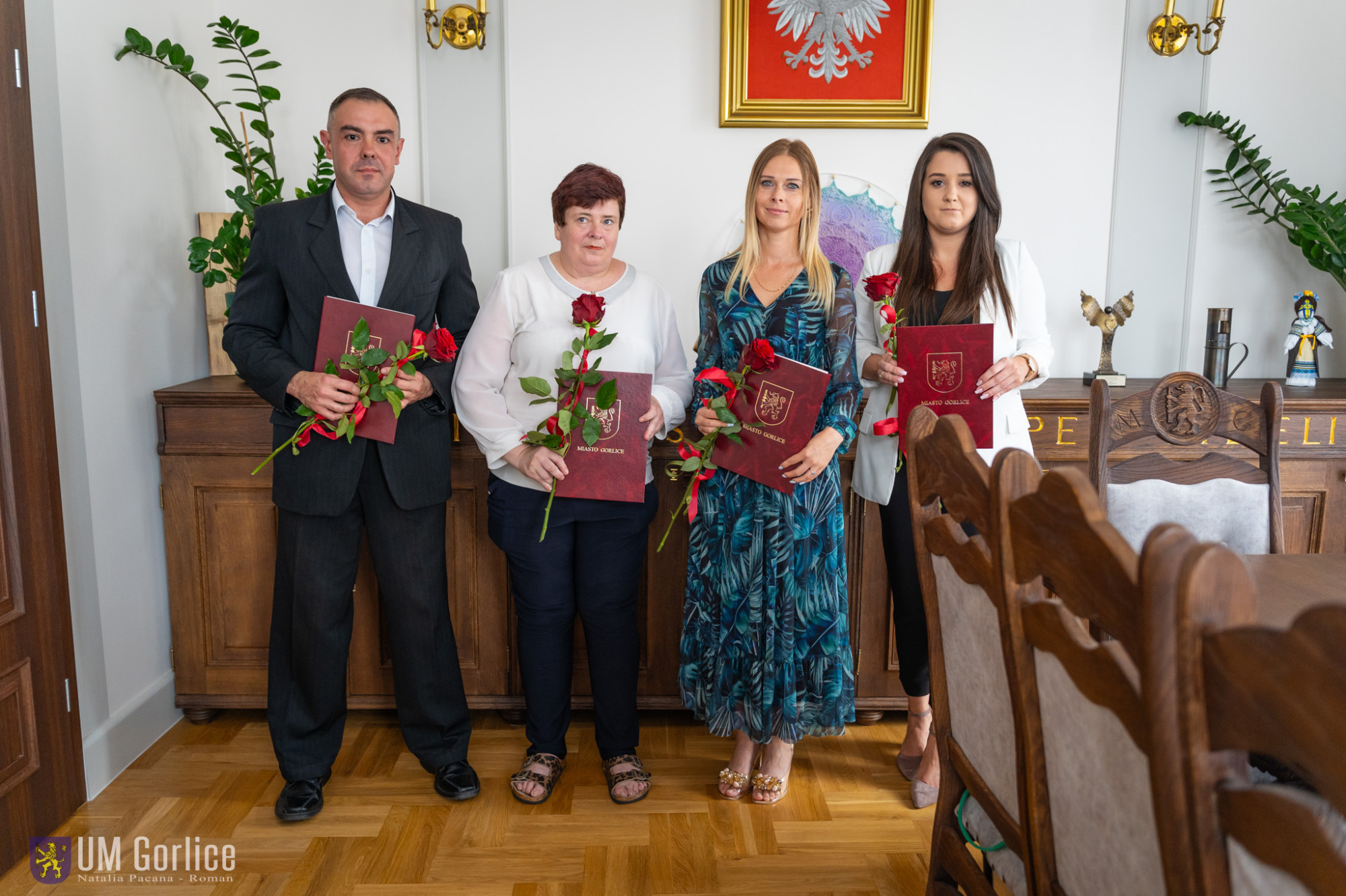 Burmistrz wręczył awanse zawodowe dla nauczycieli