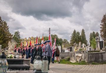 Uroczystości na cemnatrzu parafialnym.