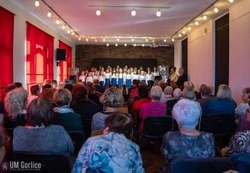 Uniwersytet Złotego Wieku rozpoczął kolejny Rok Akademicki