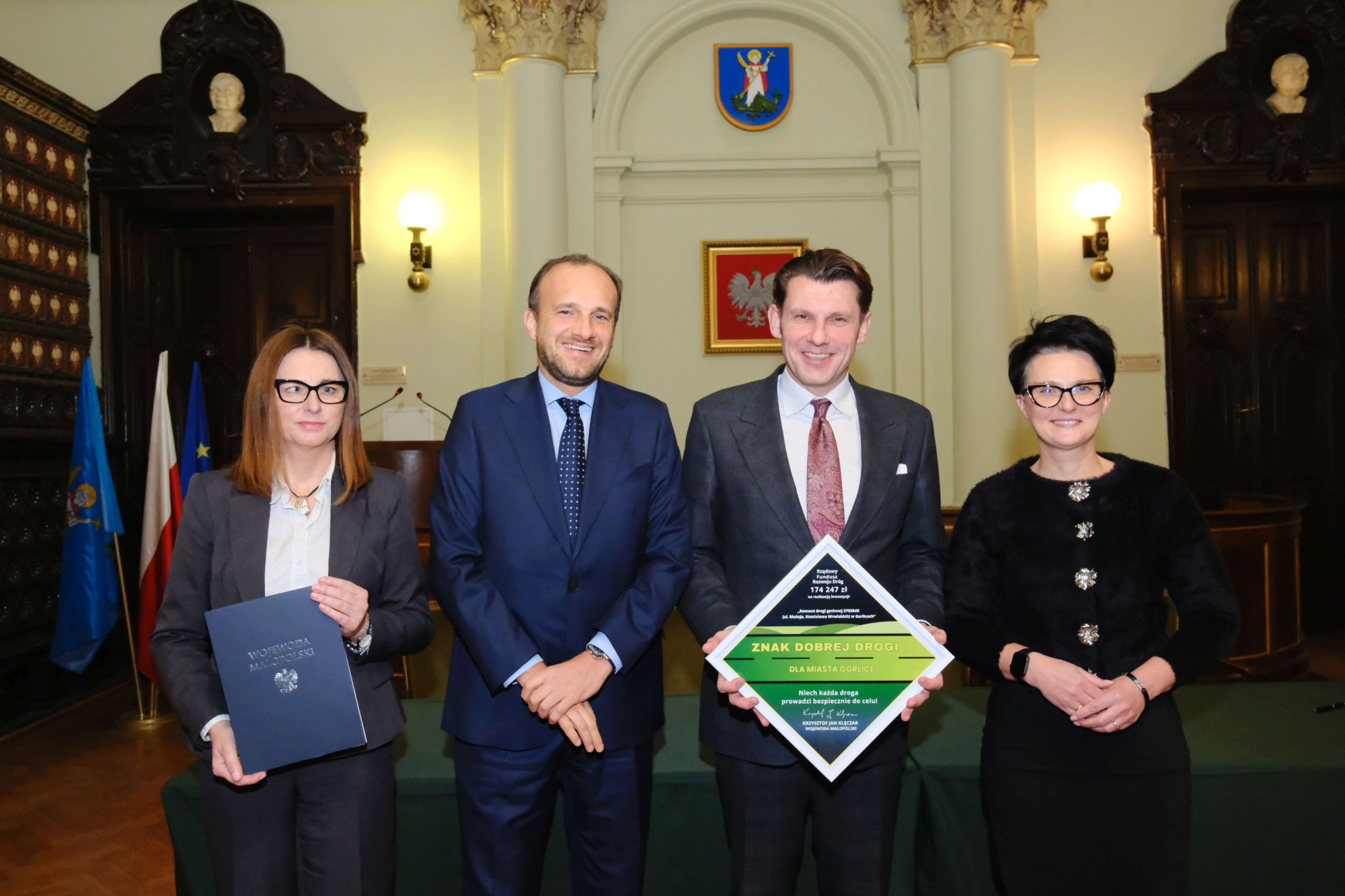 Umowa na remont ul. Wrońskich podpisana