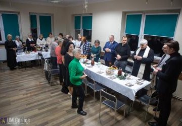 Uczestnicy spotkanie wigilijnego w Sokole.