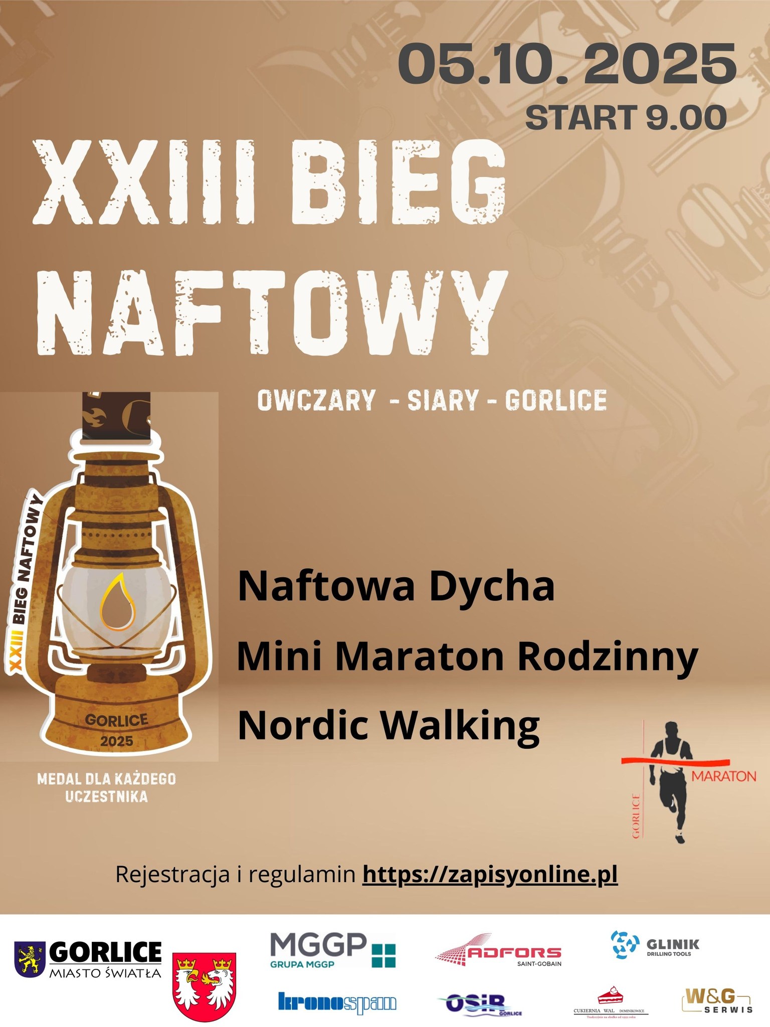 Plakat zapraszający na wydarzenie. Na pierwszym planie lampa naftowa.