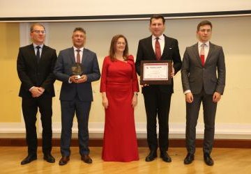 Gorlicki basen odkryty nagrodzony w konkursie „Budowa Roku 2024”!