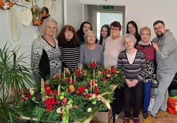 Wspólne warsztaty seniorów i Młodzieżowej Rady Miasta