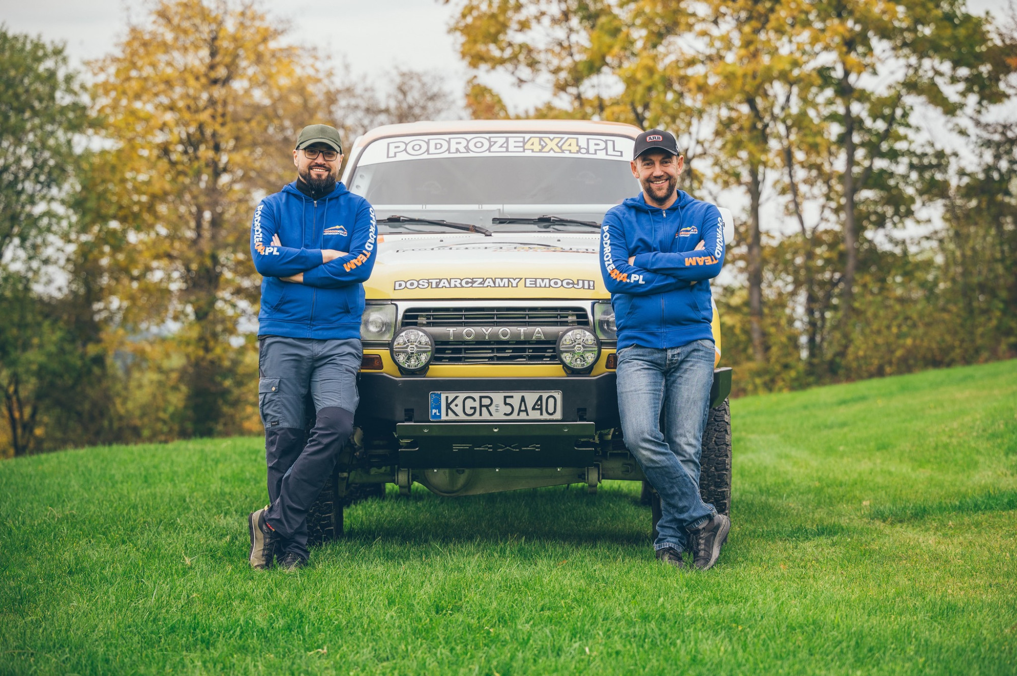 Gorliczanin Mariusz Pietrzycki na starcie Rajdu Dakar