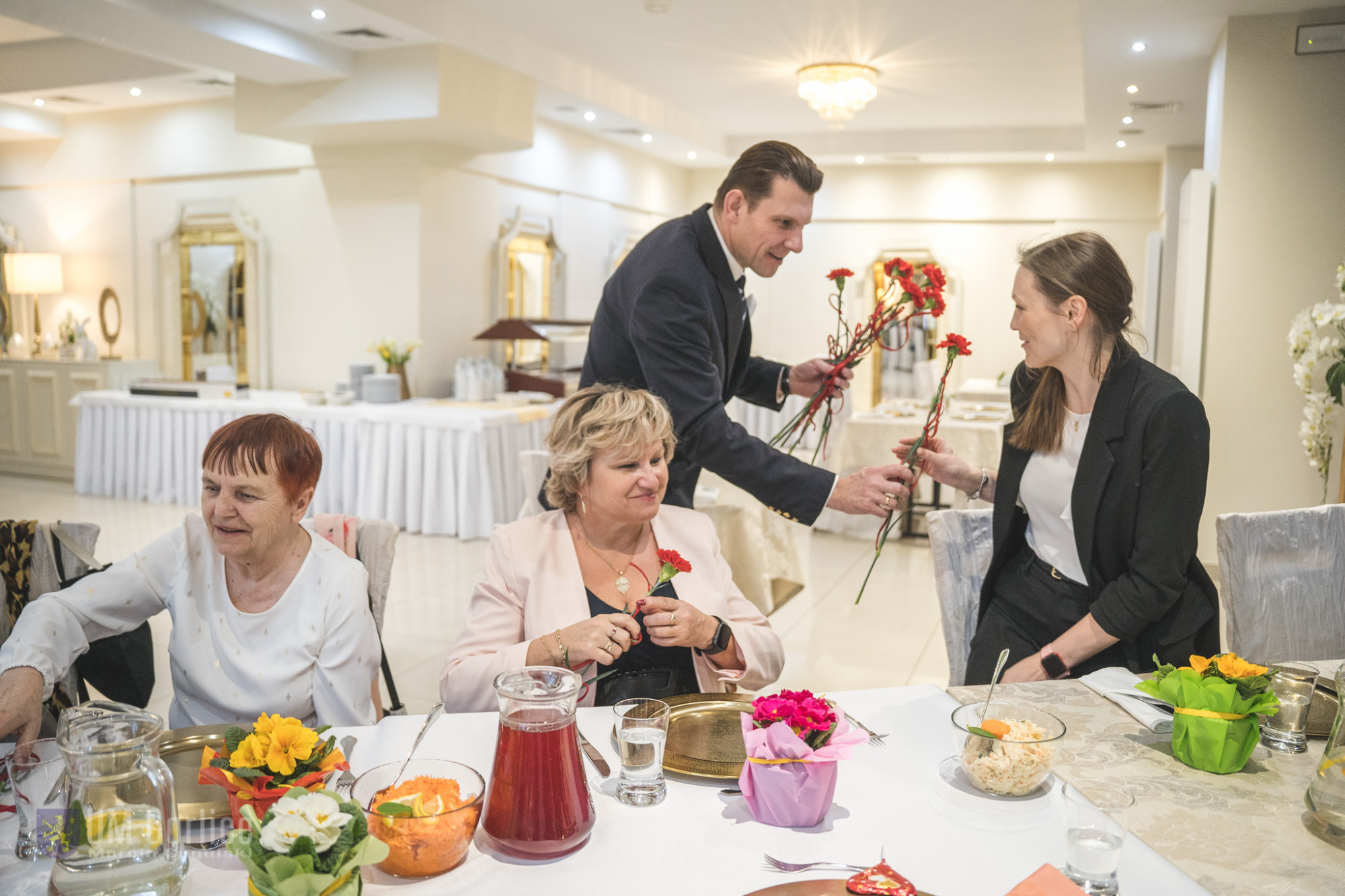 Panie z „Magdaleny” i „Korczaka”, Gorlickiej Rady Seniorów oraz SIMP-u świętowały Dzień Kobiet