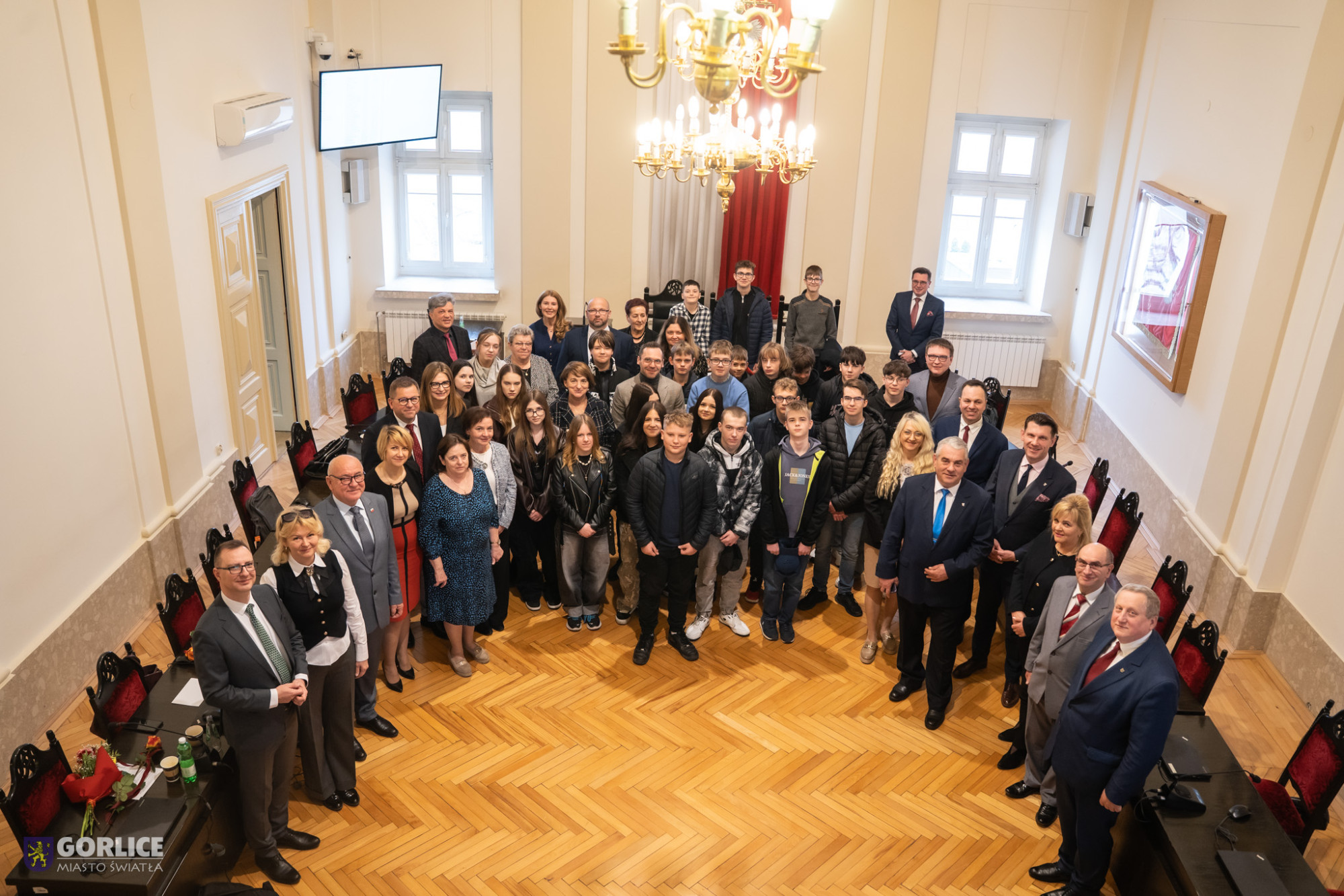 Uczniowie „Szóstki” z wizytą na sesji Rady Miasta