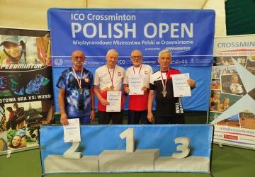 Zawodnicy na podium.