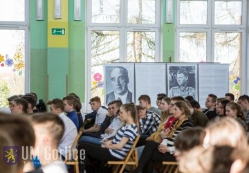 Biała Róża w Zespole Szkół nr 1