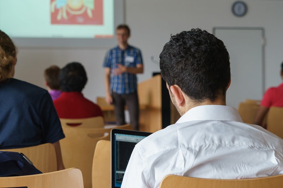 Bezpieczeństwo a edukacja w szkole i przedszkolu