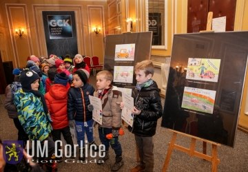Promil nie jest przyjacielem, tylko do złego kusicielem – teatr w GCK i finał konkursu plastycznego