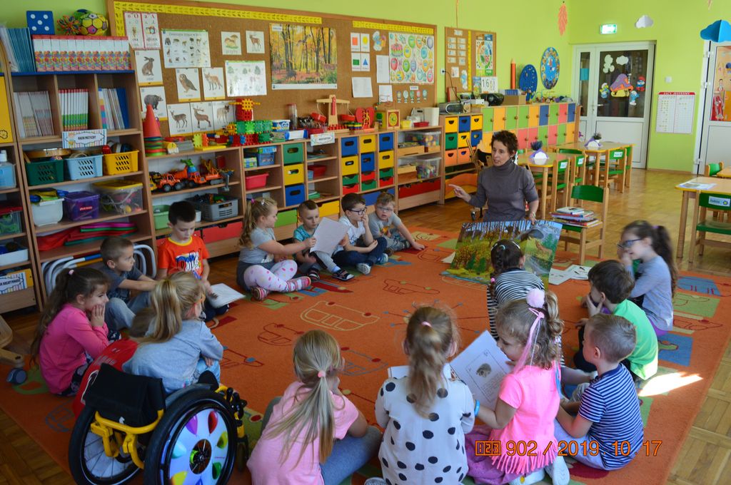 Przedszkolaki z MP nr 1 na zajęciach bibliotecznych