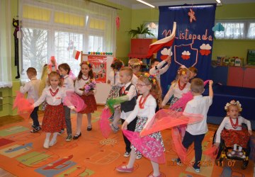 Przedszkolaki z MP nr 1 świetowały Niepodległość!