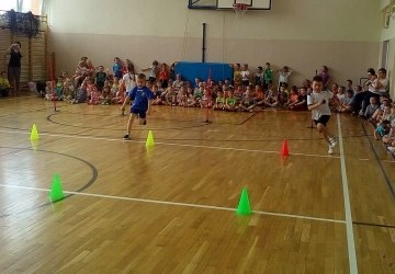 Starania o środki finansowe na poprawę stanu przyszkolnej infrastruktury sportowej